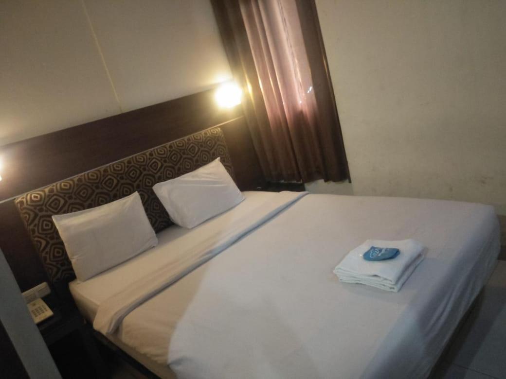 Penthouse Hotel Jakarta Luaran gambar