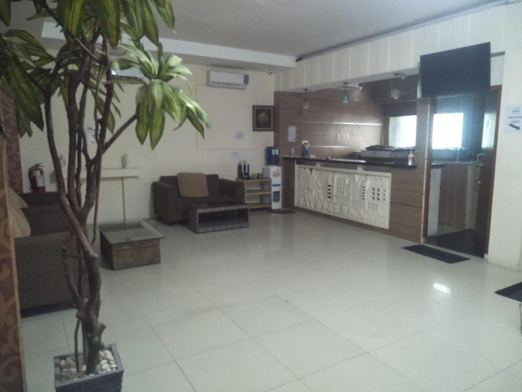 Penthouse Hotel Jakarta Luaran gambar