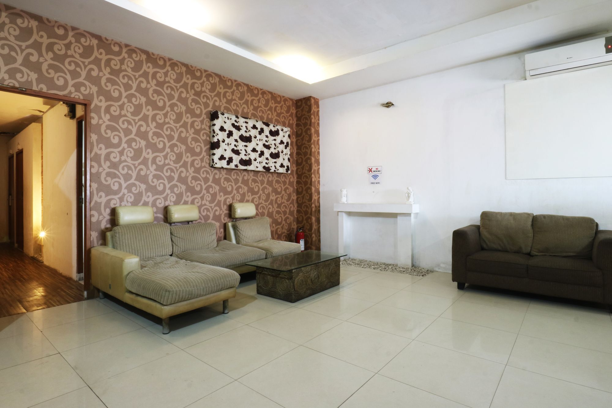 Penthouse Hotel Jakarta Luaran gambar